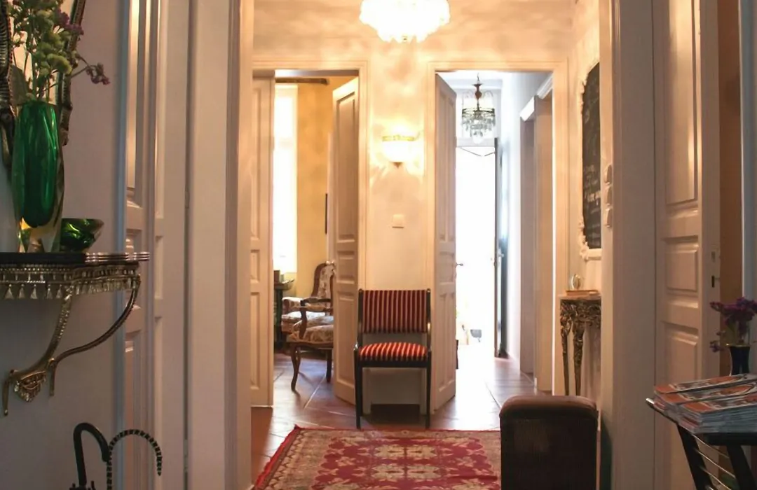 Athens Quinta-1